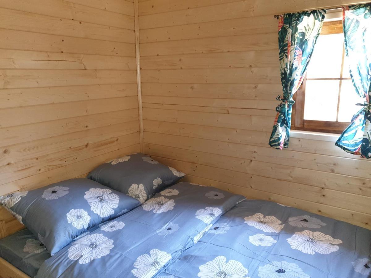 Domki Letniskowe Pod Lasem Koziniec Eksteriør billede